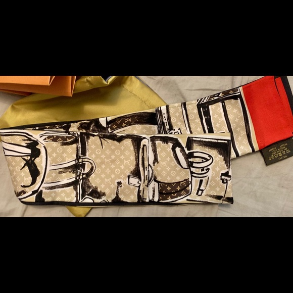❌GONE❌ Louis Vuitton red black white bandeau - Picture 4 of 4